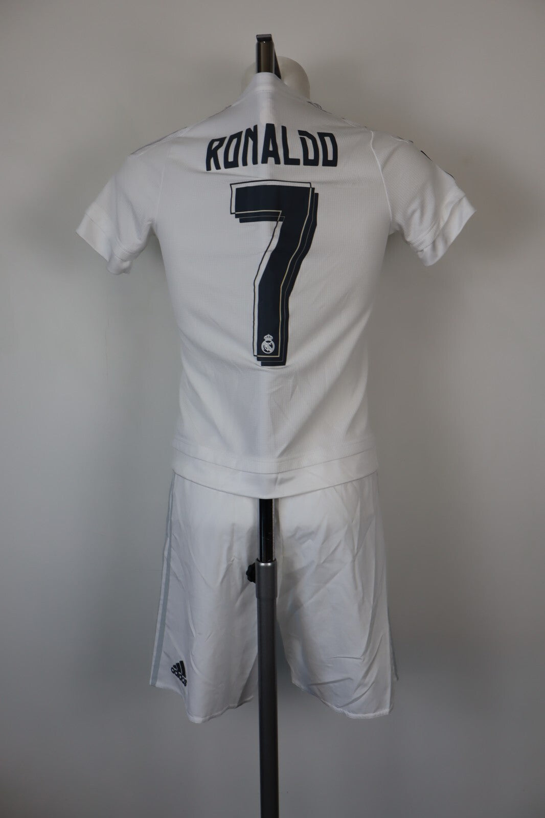 ADIDAS REAL MADRID RONALDO 7 FIFA14 COMPLETO CALCIO UOMO S FOOTBALL JERSEY SPORT