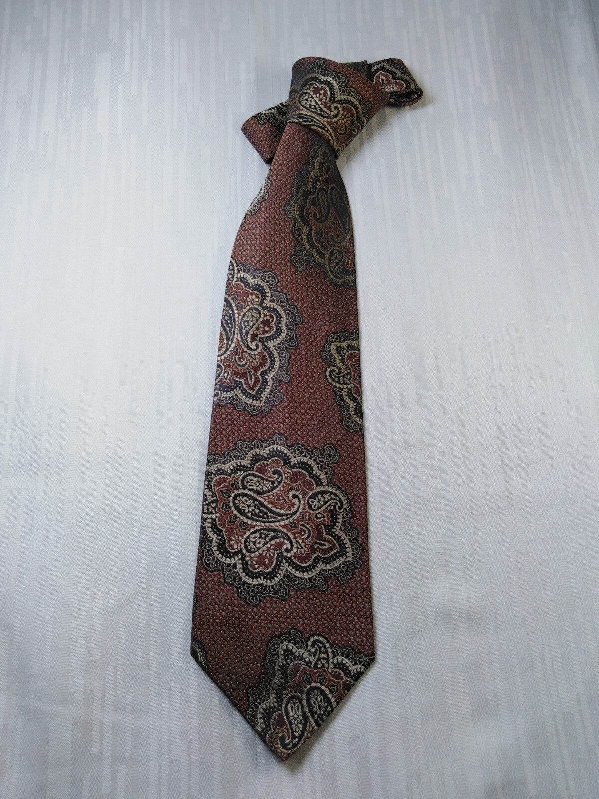 GIANFRANCO FERRE' 100% SILK TIE SETA CRAVATTA NECKTIE MADE IN ITALIA CLASSIC