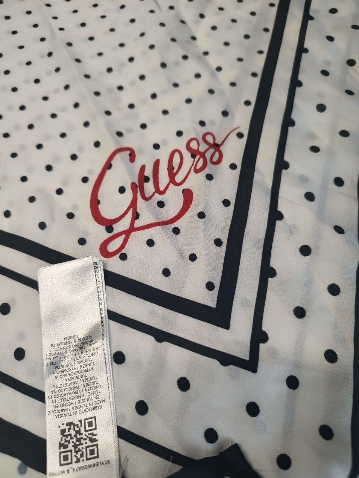 GUESS  FOULARD SCARVES SCIARPA SCARF SQUARE MADE ITALY VINTAGE
