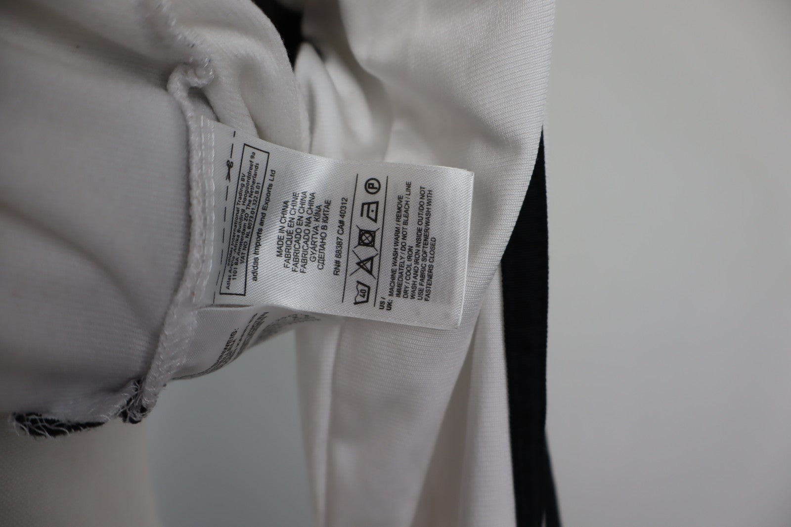 ADIDAS REAL MADRID GIACCA SPORT CALCIO UOMO Tg 6 MAN VINTAGE JACKET SOCCER