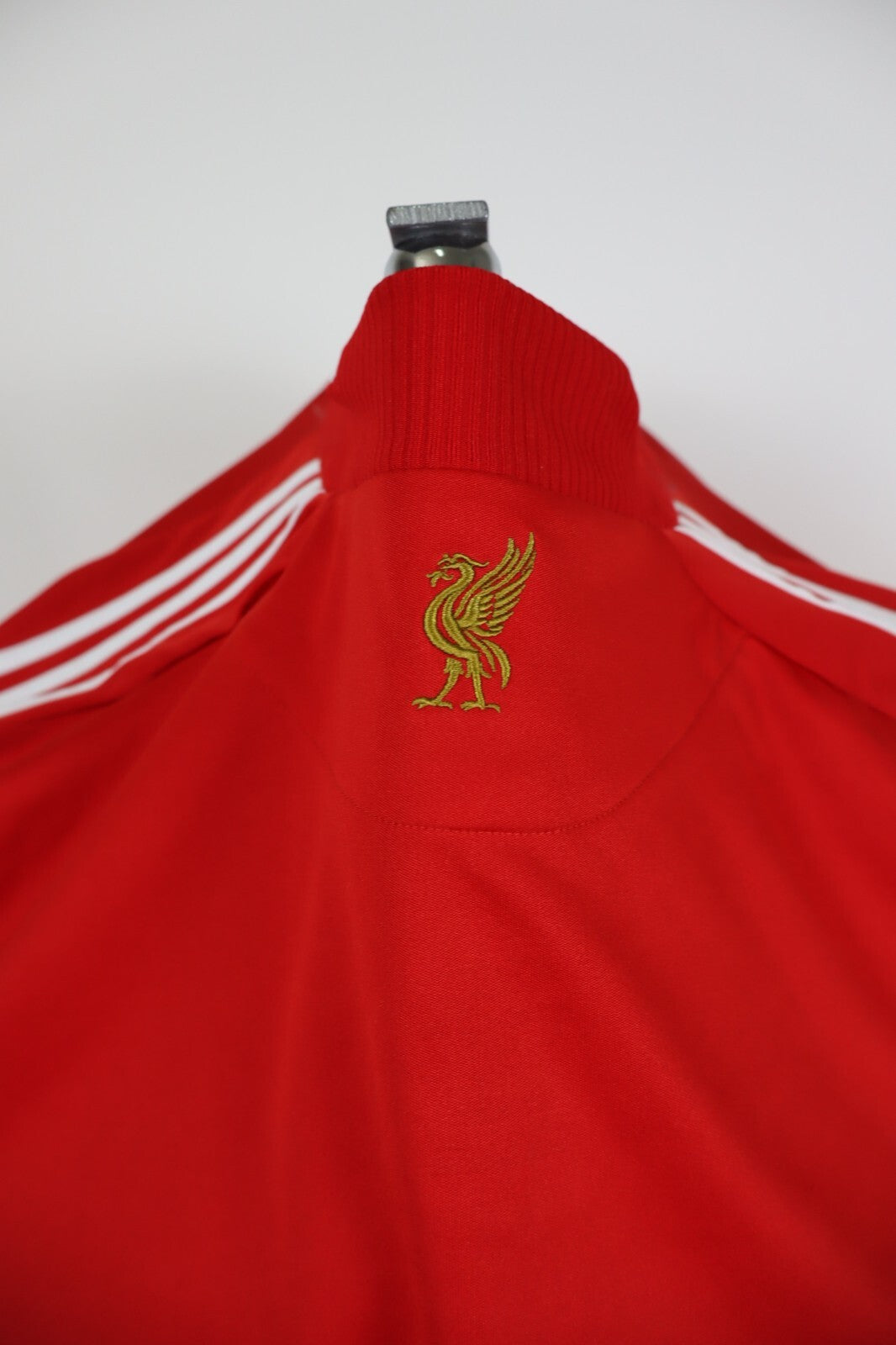 ADIDAS LIVERPOOL COMPLETO CALCIO MAGLIA SHORTS UOMO tg L FOOTBALL JERSEY CALZINI