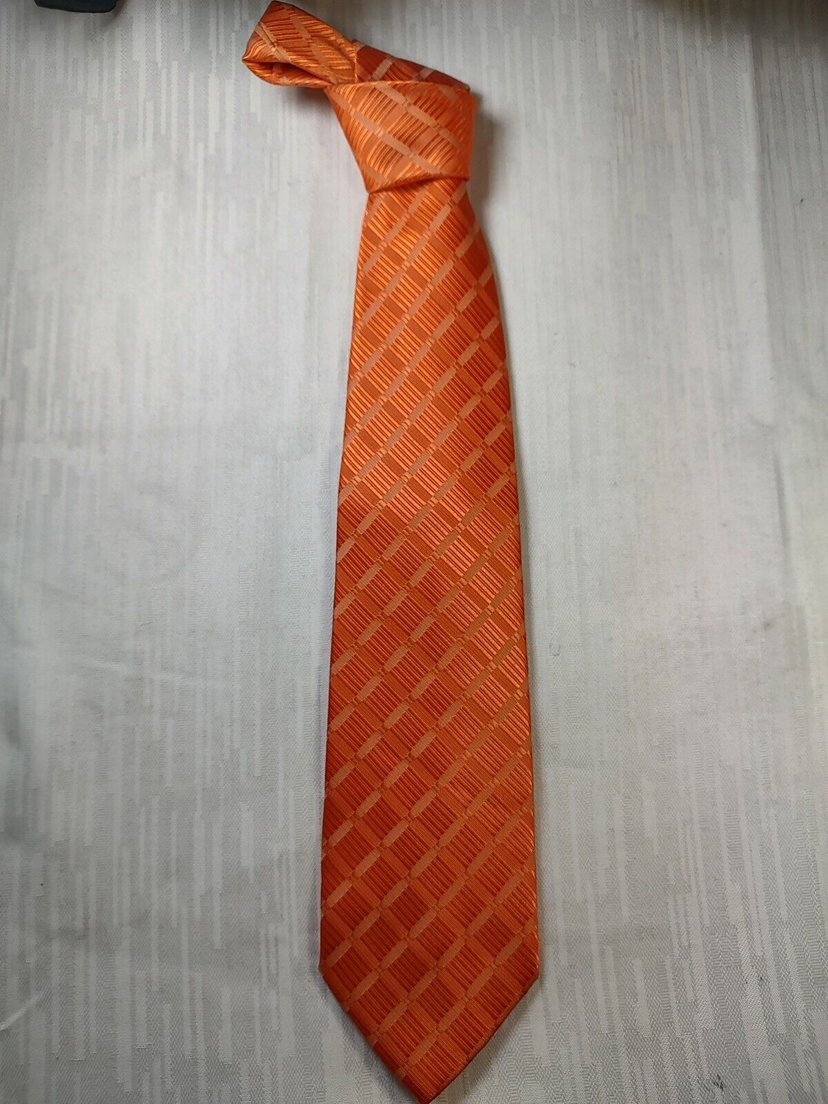 NINO SALZANO 100% SILK TIE SETA CRAVATTA NECKTIE MADE IN ITALIA CLASSIC