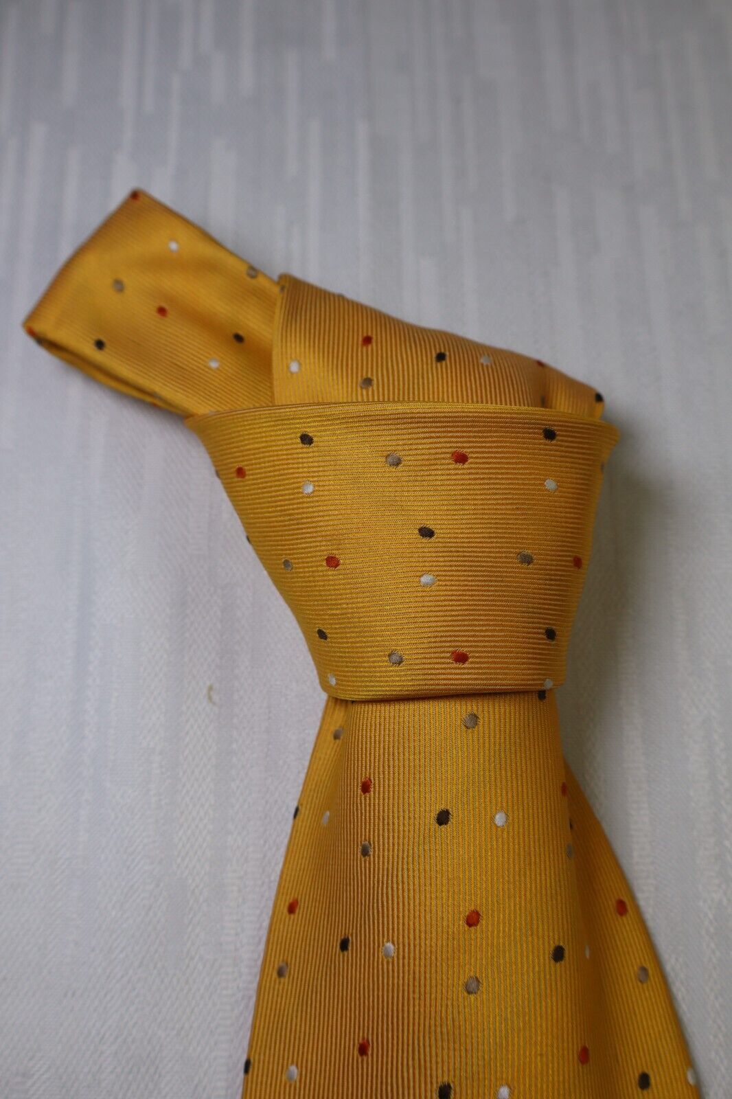 ANTONIO BASILE  SILK TIE SETA CRAVATTA NECKTIE ITALY SELF TIPPED
