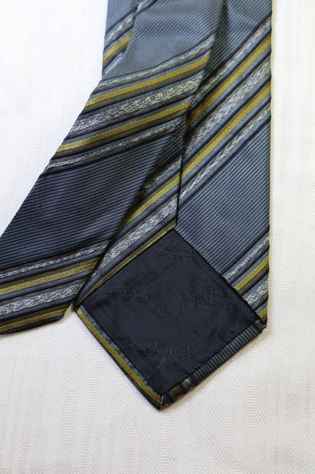 GUY LAROCHE PARIS 100% SETA SILK TIE CRAVATTA NECKTIE VINTAGE CLASSIC ITALY