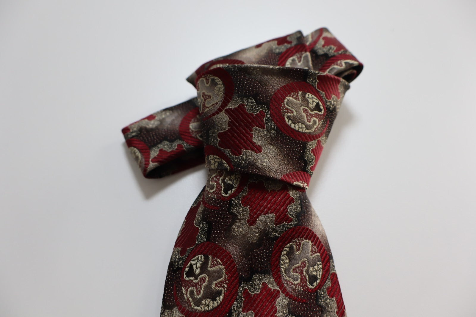UNGARO PARIS 100% SILK TIE SETA CRAVATTA NECKTIE MADE IN ITALY CLASSIC
