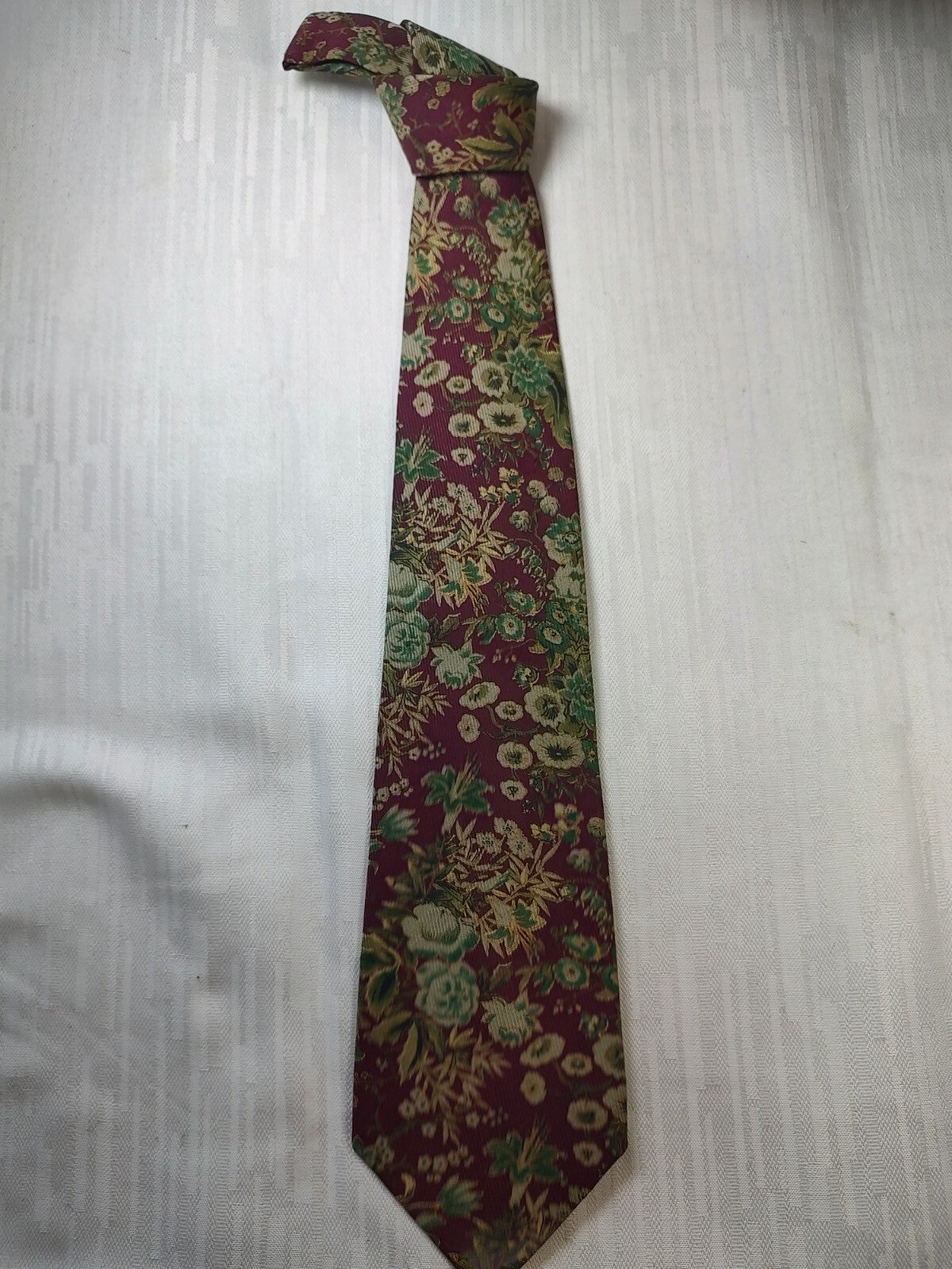 TRUSSARDI 100% SILK TIE SETA CRAVATTA NECKTIE MADE IN ITALY CLASSIC