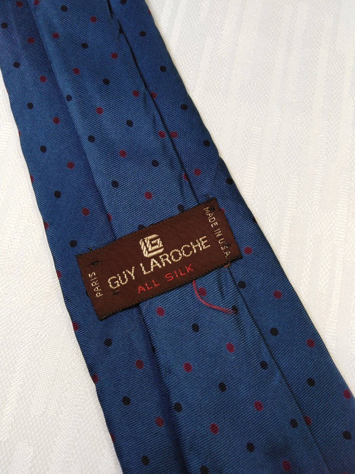 GUY LAROCHE 100% SILK TIE SETA CRAVATTA NECKTIE VINTAGE CLASSIC MADE IN USA