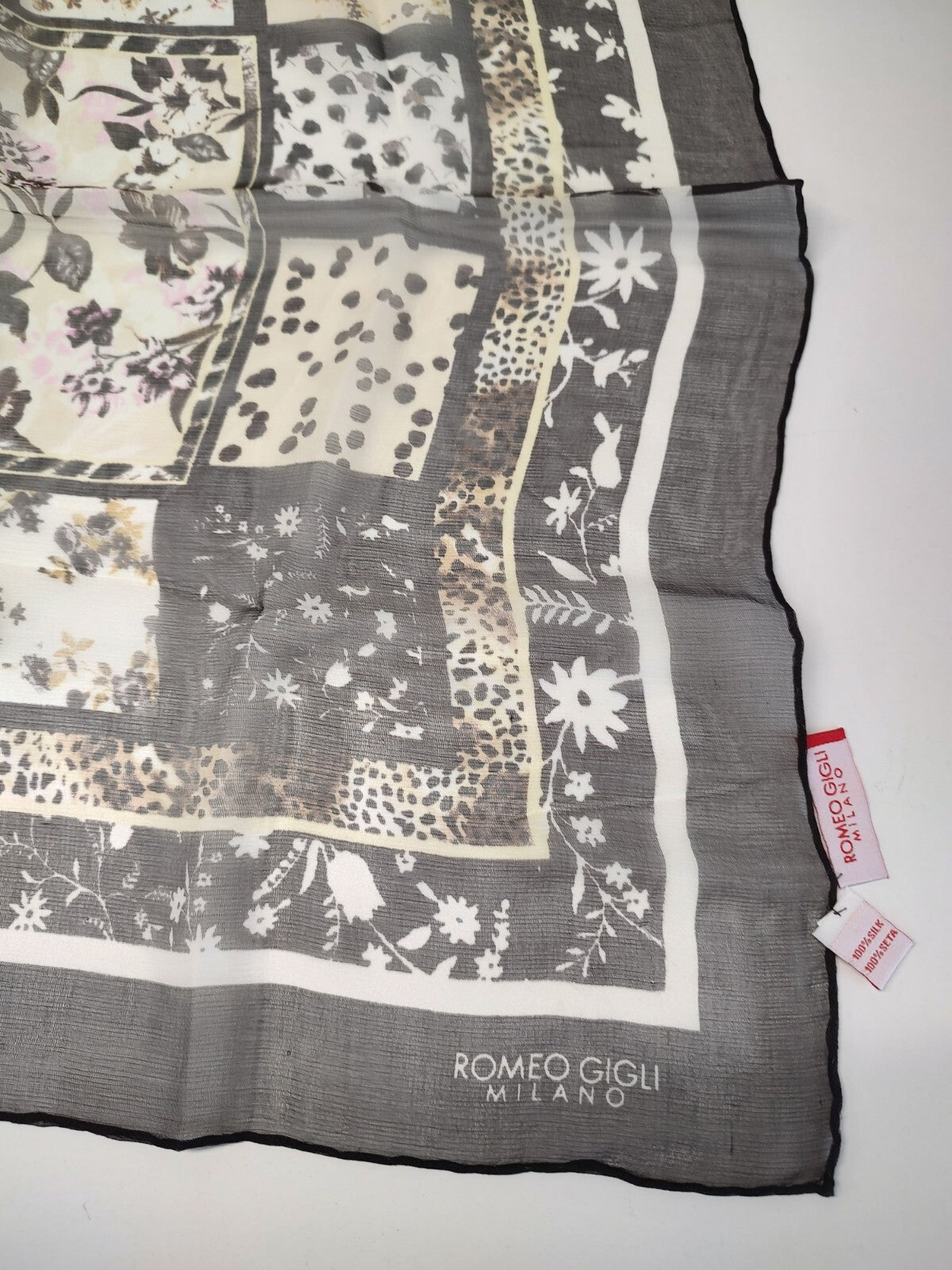 ROMEO GIGLI MILANO FOULARD 100% SILK SETA SCARVES SCARF SQUARE MADE ITALY