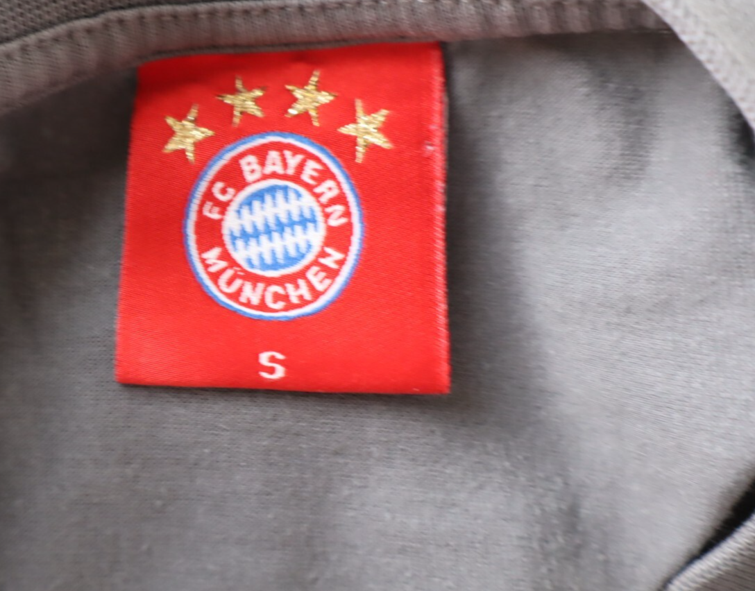 FC BAYERN MUNCHEN MAGLIA UOMO CALCIO TG S SPORT SOCCER T-SHIRT MAN VINTAGE
