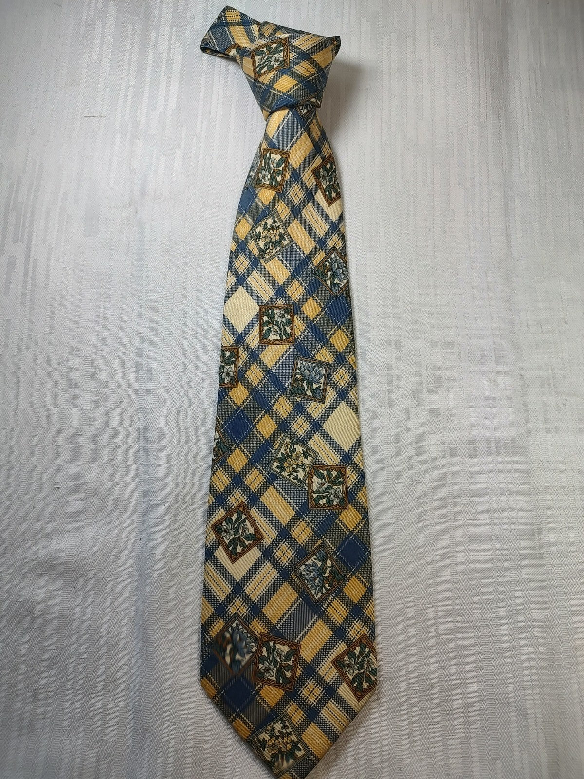 OLIVER BY VALENTINO 100% SILK TIE SETA CRAVATTA NECKTIE MADE IN ITALY CLASSIC