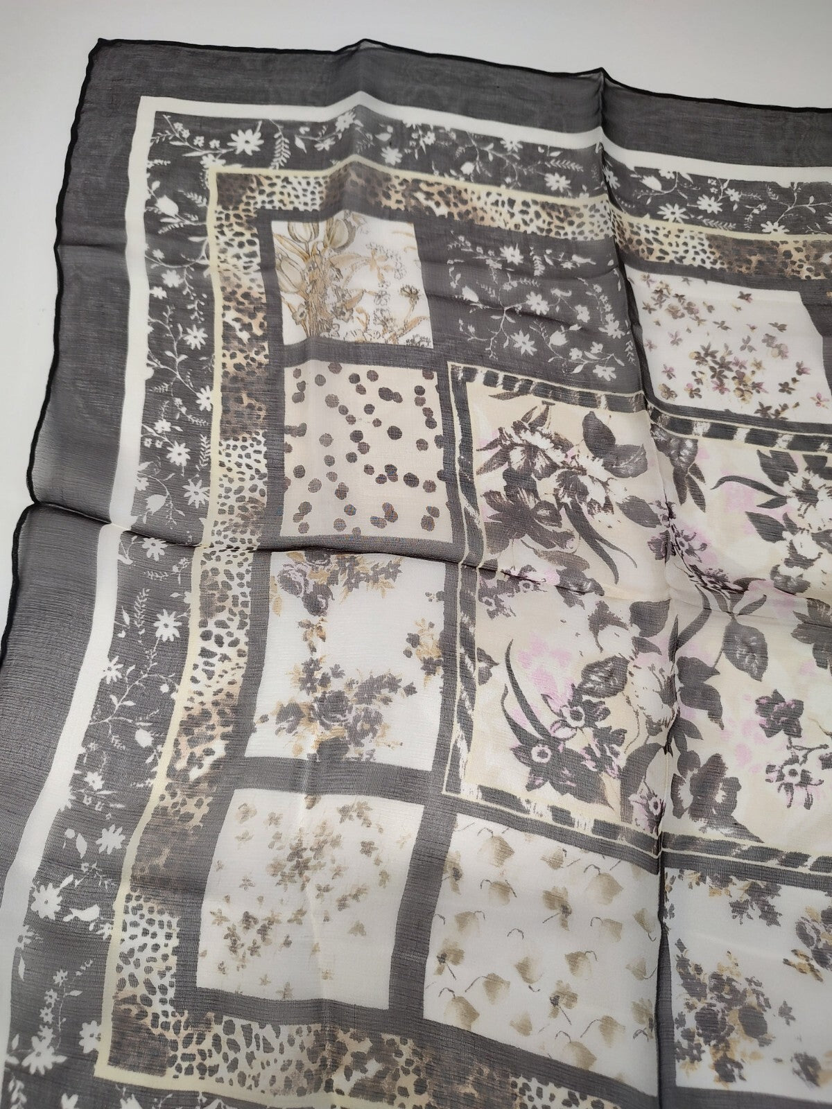ROMEO GIGLI MILANO FOULARD 100% SILK SETA SCARVES SCARF SQUARE MADE ITALY