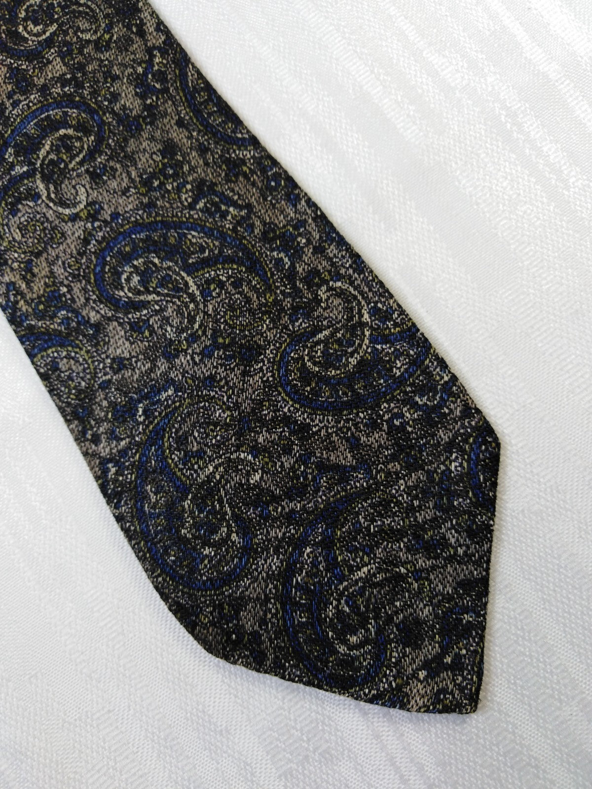 BASILE 100% SETA SILK TIE CRAVATTA NECKTIE ITALY VINTAGE