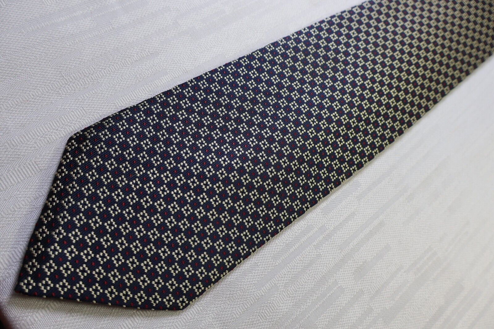 TINO COSMA 100%  SILK TIE SETA CRAVATTA NECKTIE MADE IN ITALY