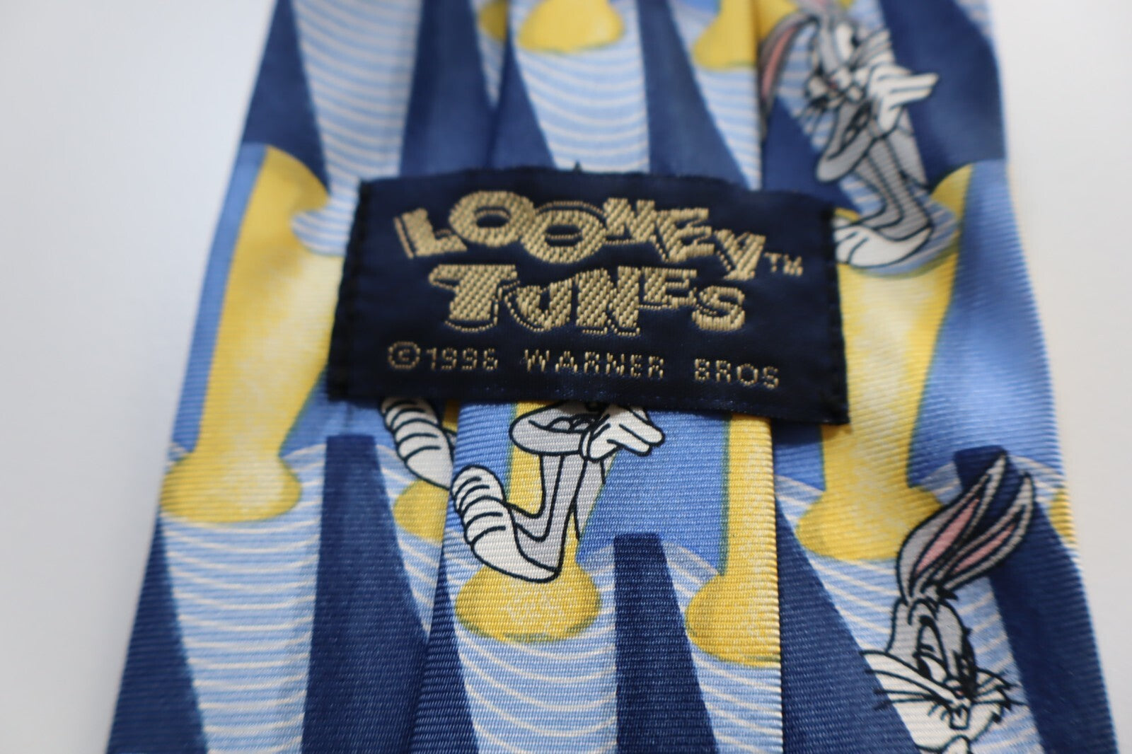 LOONEY TUNES WARNER BROS 100% SILK TIE SETA CRAVATTA NECKTIE MADE IN ITALY