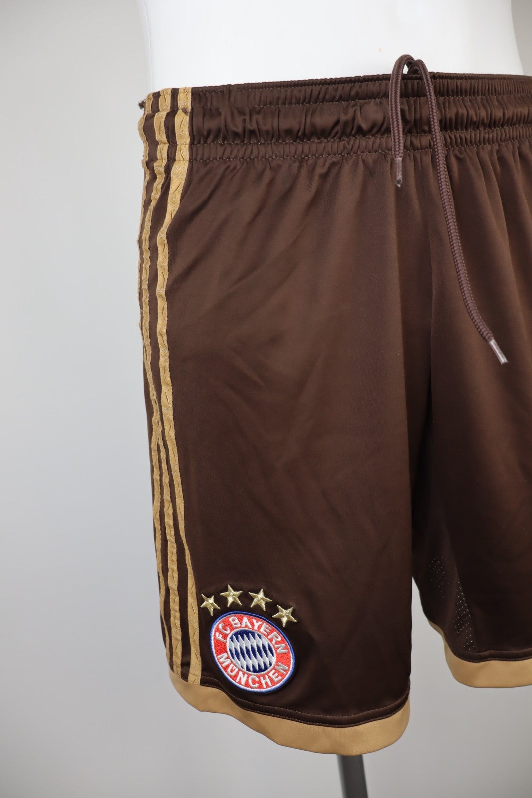 ADIDAS BAYERN MUNCHEN PANTALONCINI CALCIO SPORT UOMO TG 4 VINTAGE MEN SHORTS