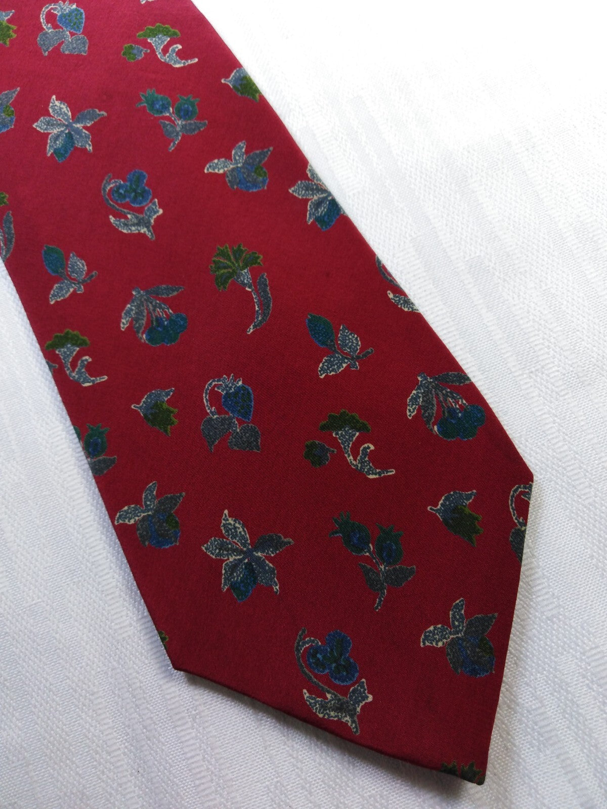 VALENTINO 100%  SILK TIE SETA CRAVATTA NECKTIE MADE IN ITALY VINTAGE