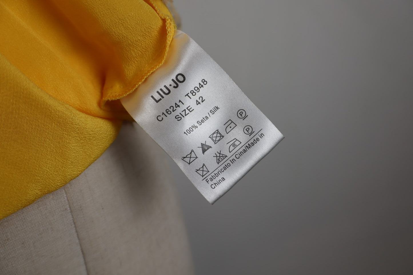 LIU JO MAGLIA CANOTTA DONNA TG. 42 WOMAN CASUAL VINTAGE T-SHIRT TOP SETA GIALLO
