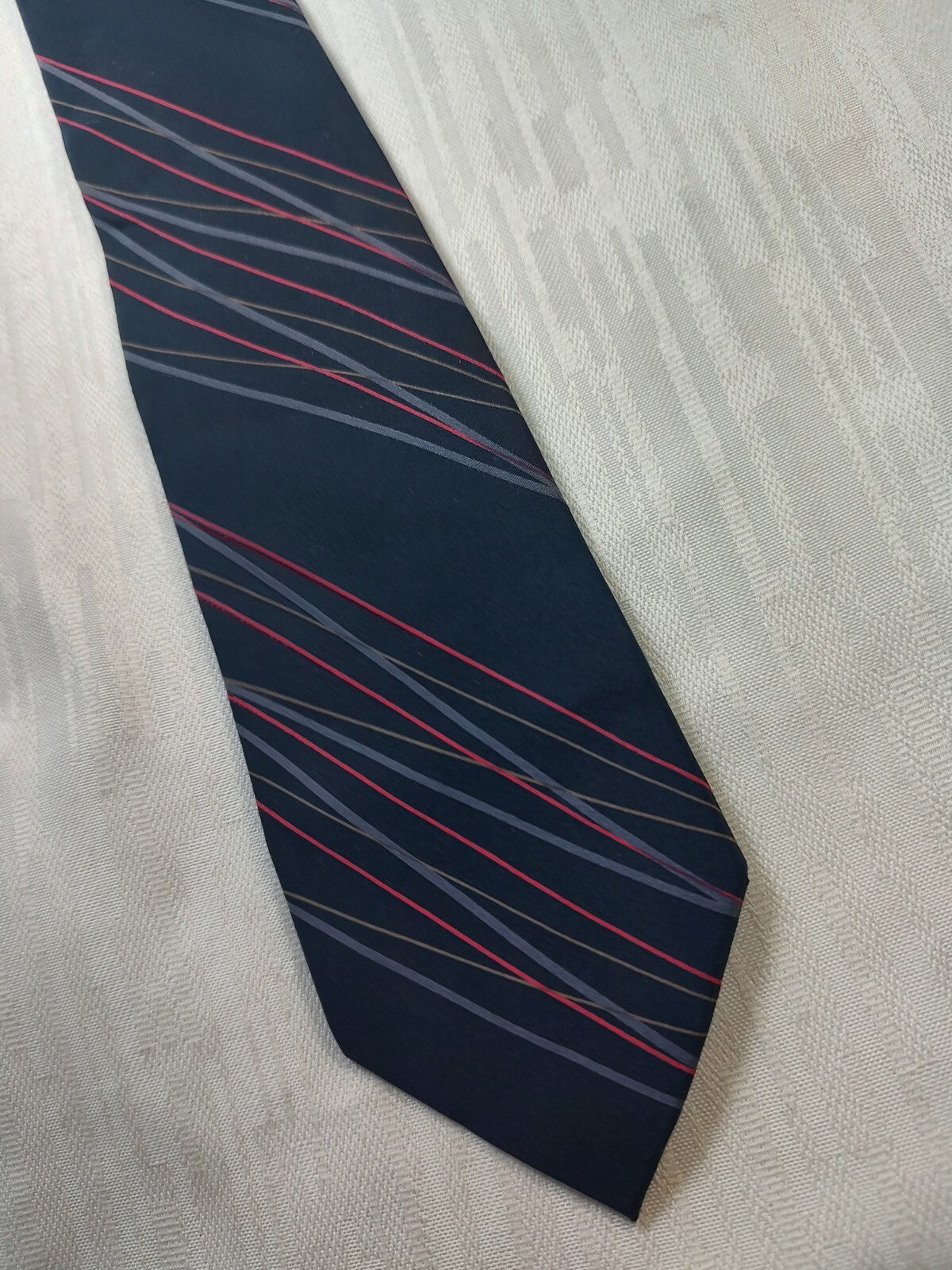 CERRUTI 1881 PARIS 100% SILK TIE SETA CRAVATTA NECKTIE MADE IN ITALY CLASSIC