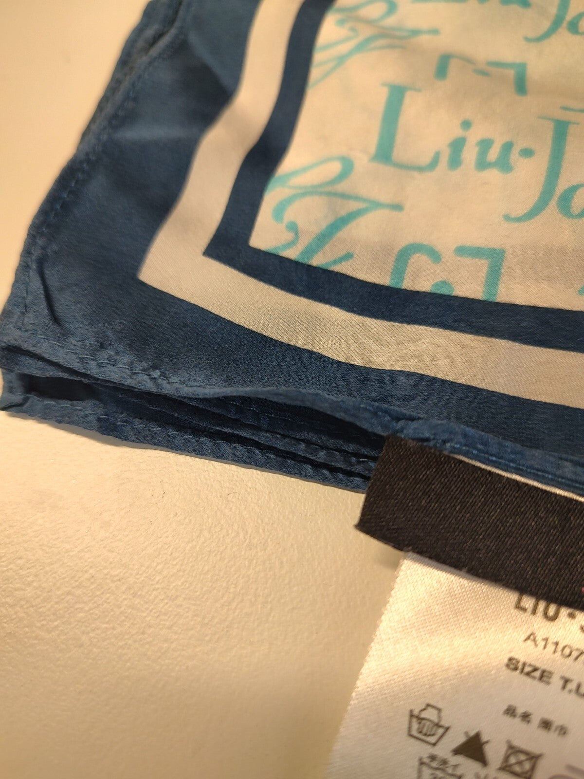 LIU JO FOULARD 100% SILK SETA SCARVES SCARF SQUARE MADE ITALY