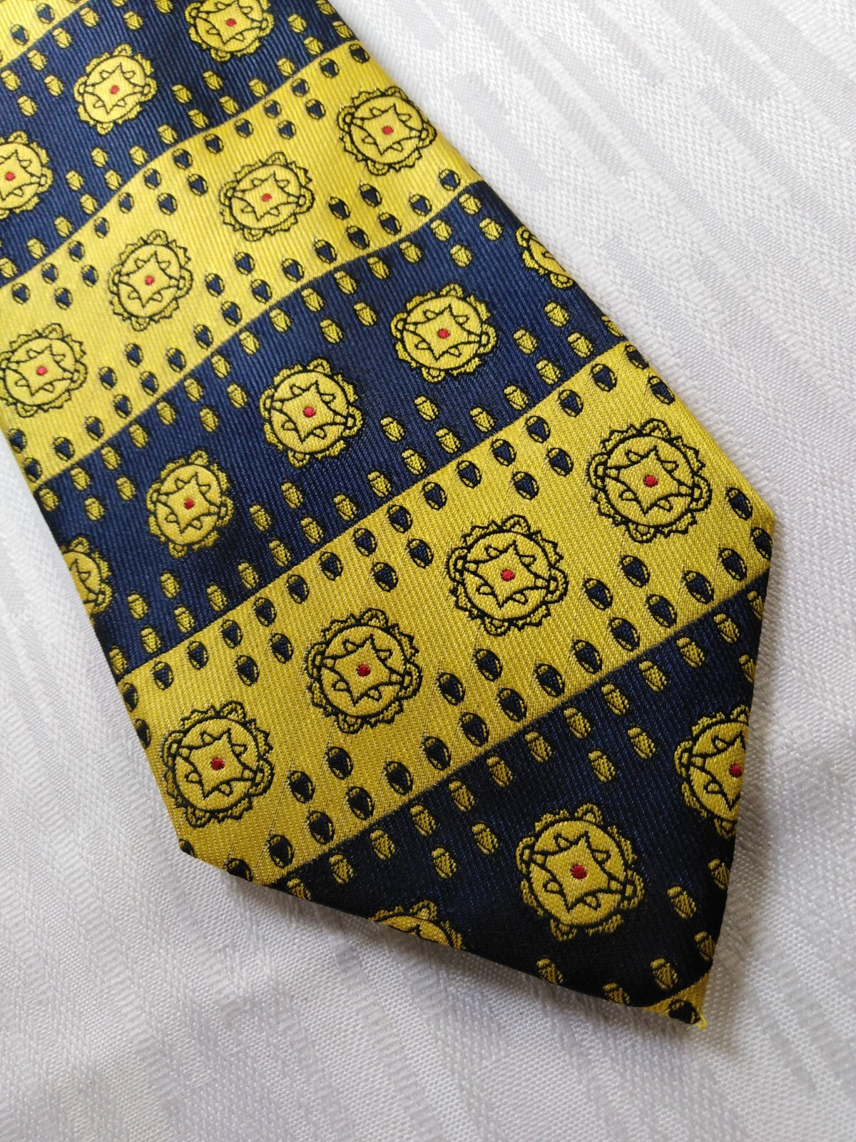 NINO SALZANO 100% SILK TIE SETA CRAVATTA NECKTIE MADE IN ITALY CLASSIC