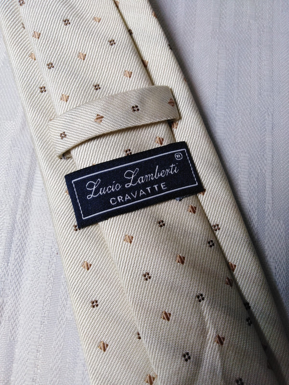 LUCIO LAMBERTI  100%  SILK TIE SETA CRAVATTA SELF TIPPED NECKTIE MADE IN ITALY