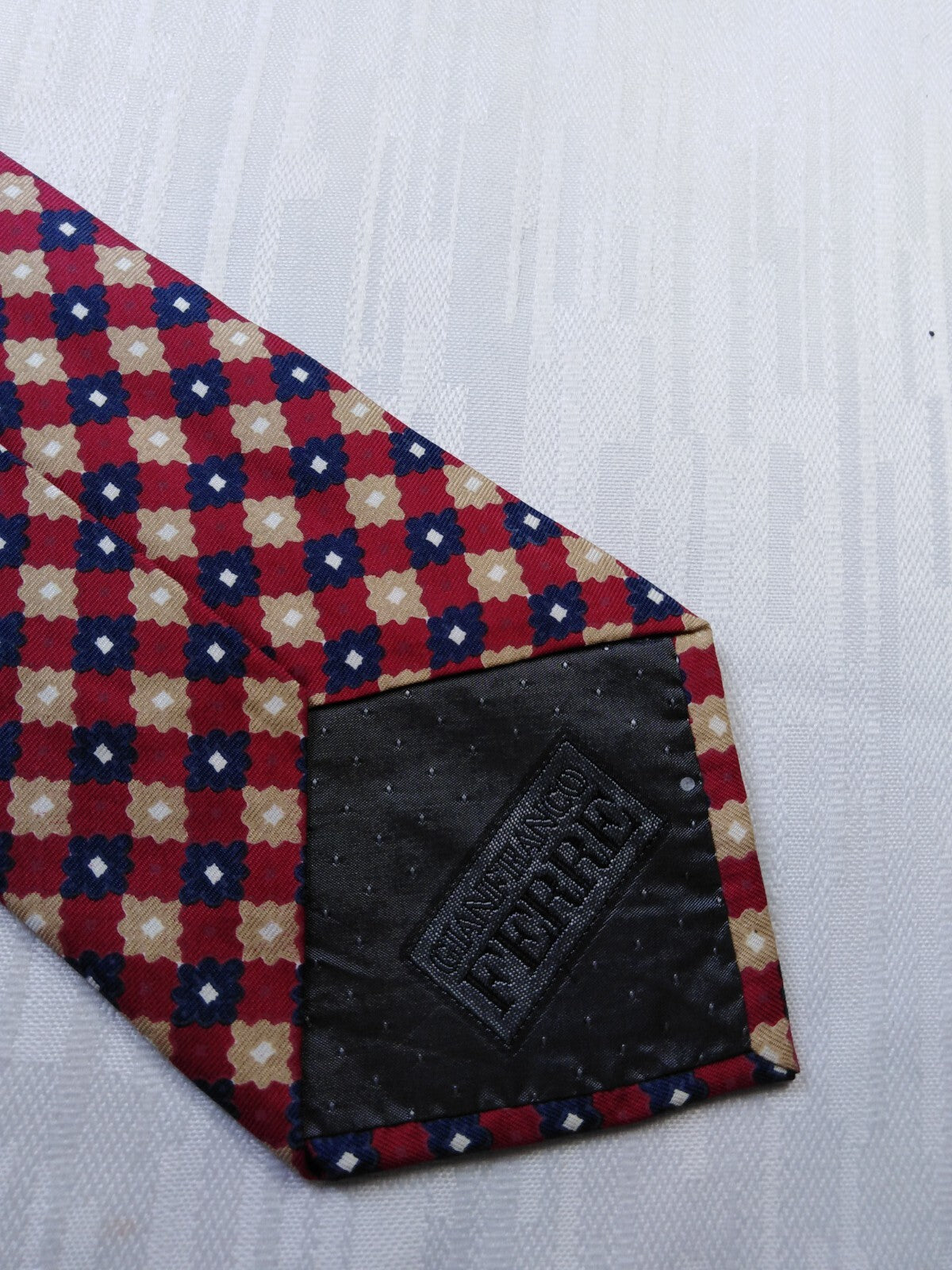 GIANFRANCO FERRE' 100% SILK TIE SETA CRAVATTA NECKTIE MADE IN ITALY CLASSIC