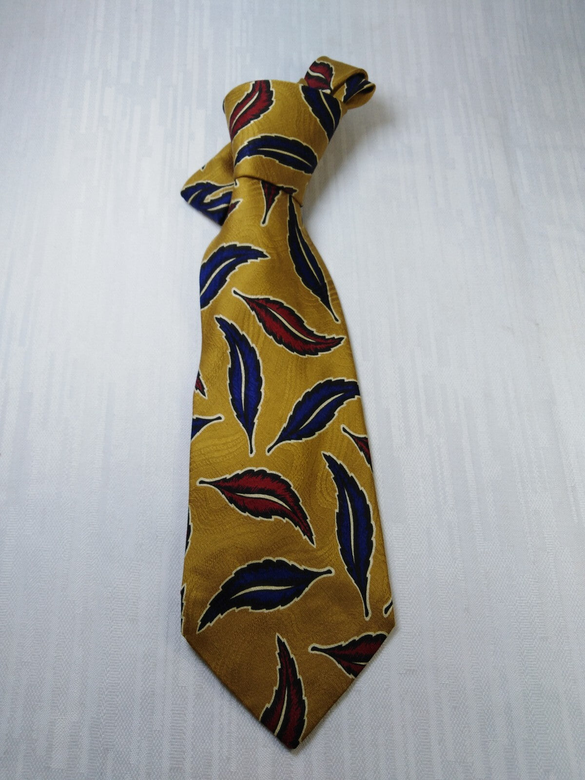 GUY LAROCHE 100% SILK TIE SETA CRAVATTA NECKTIE MADE IN ITALY CLASSIC