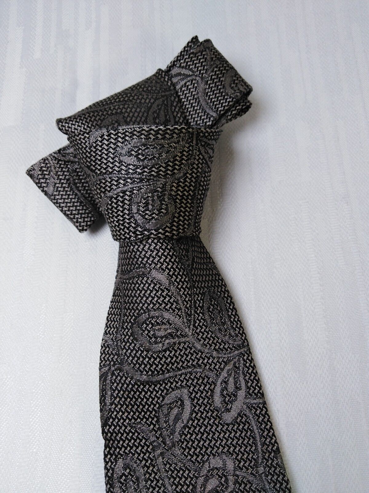 BORSALINO  100% SETA SILK TIE CRAVATTA NECKTIE ITALY VINTAGE CLASSIC