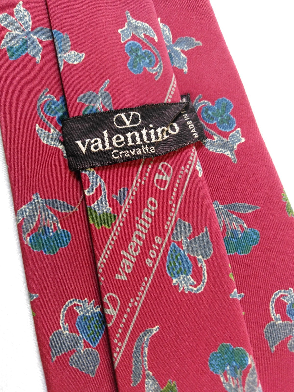 VALENTINO 100%  SILK TIE SETA CRAVATTA NECKTIE MADE IN ITALY VINTAGE