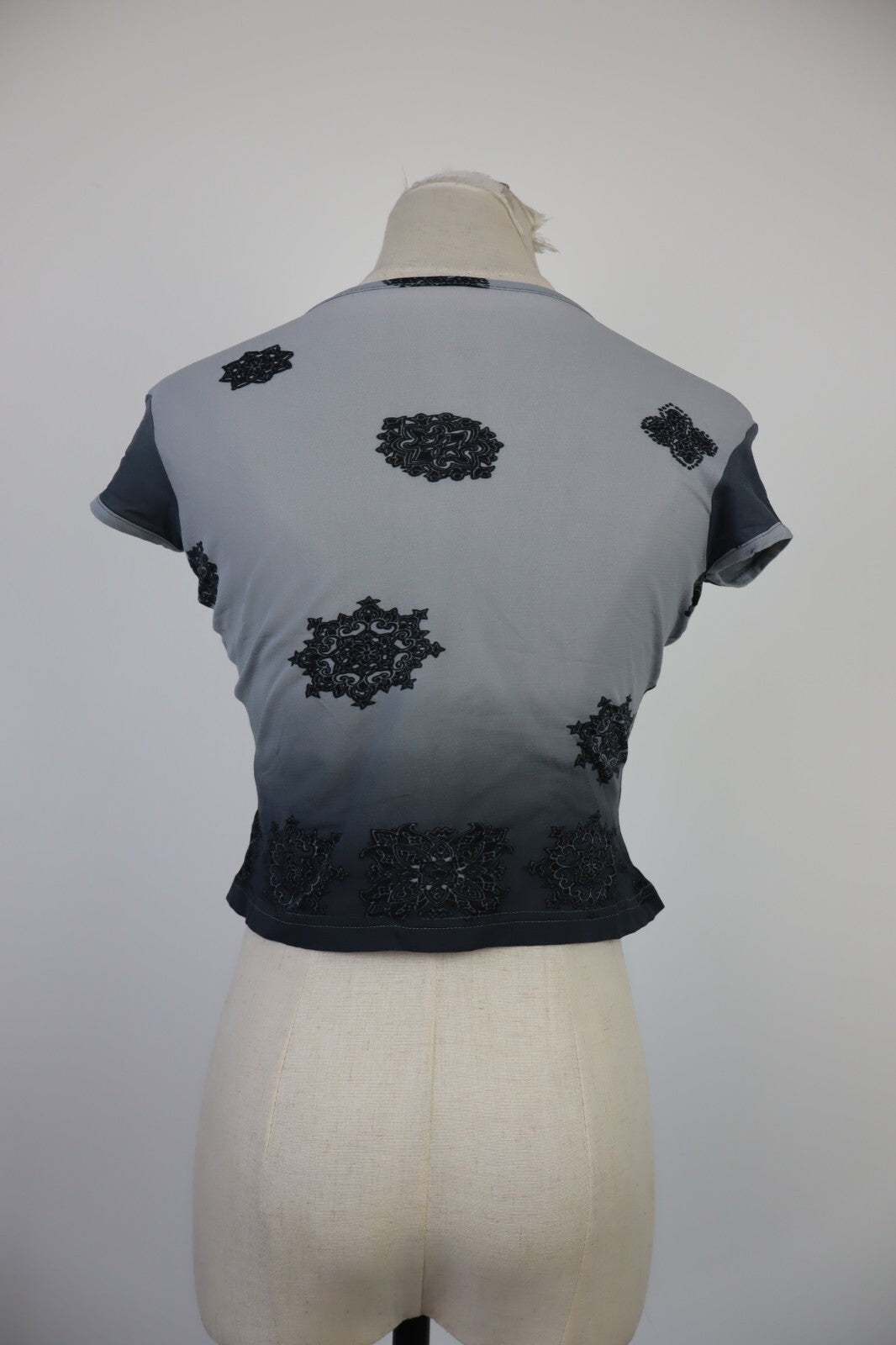 MAGLIA CROP TOP DONNA S WOMAN T-SHIRT STREETWEAR STAMPA INDIE GRUNGE Y2K 2000'S