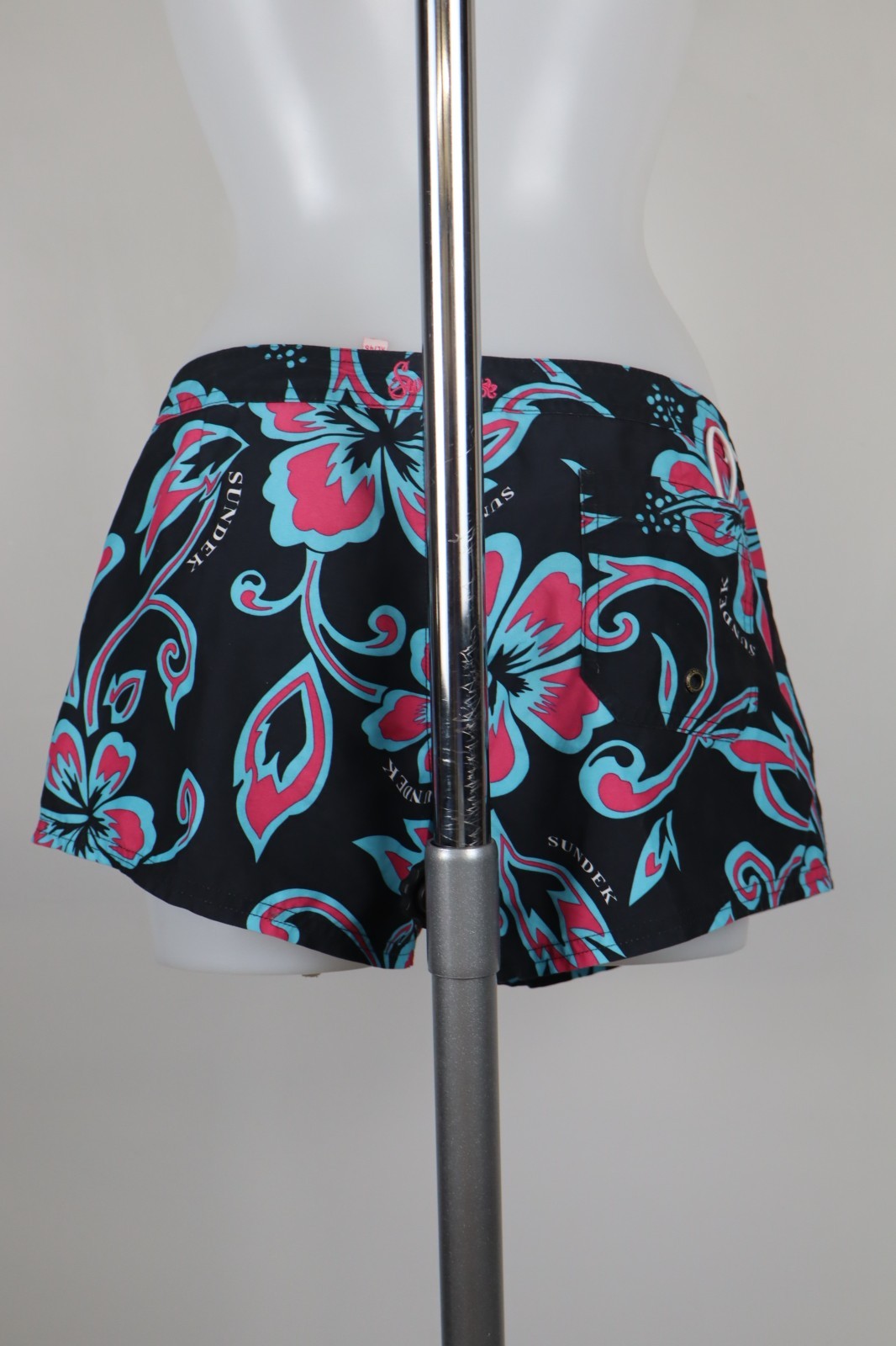 SUNDEK PANTALONCINO DONNA TG 46 WOMAN VINTAGE SHORTS CASUAL MARE COSTUME
