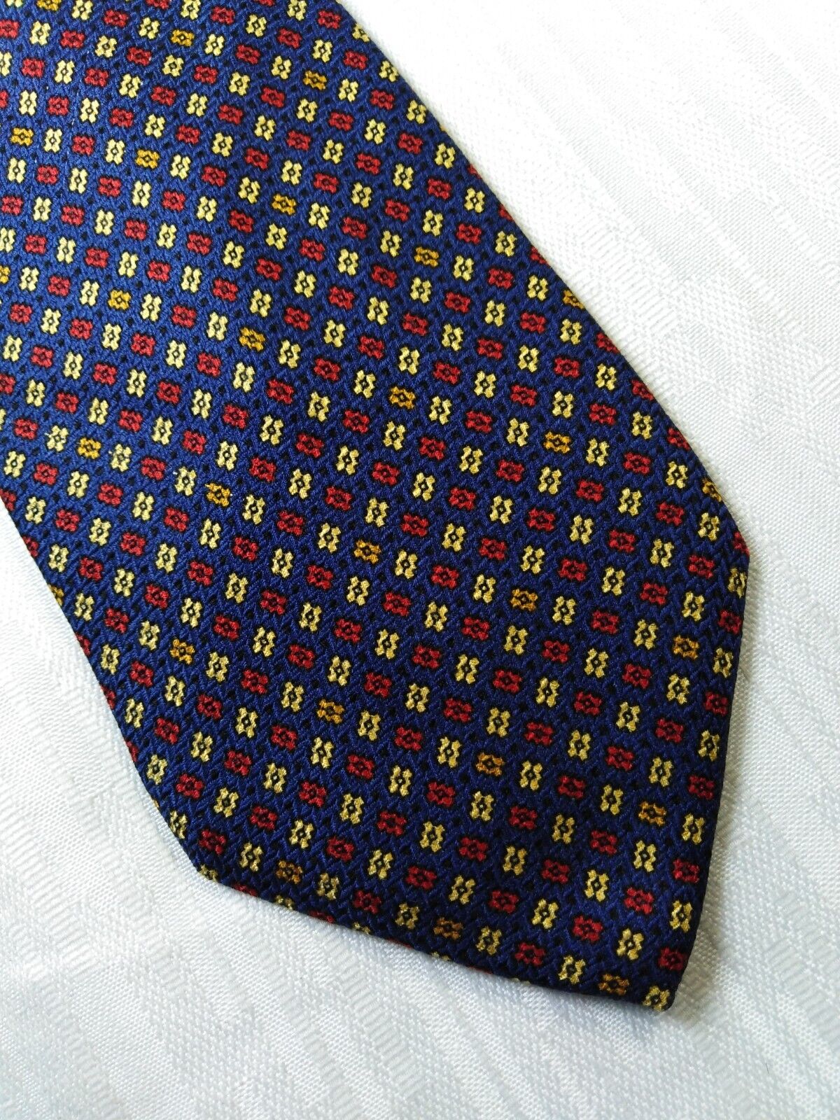GUY LAROCHE 100% SILK TIE SETA CRAVATTA NECKTIE ITALY VINTAGE CLASSIC