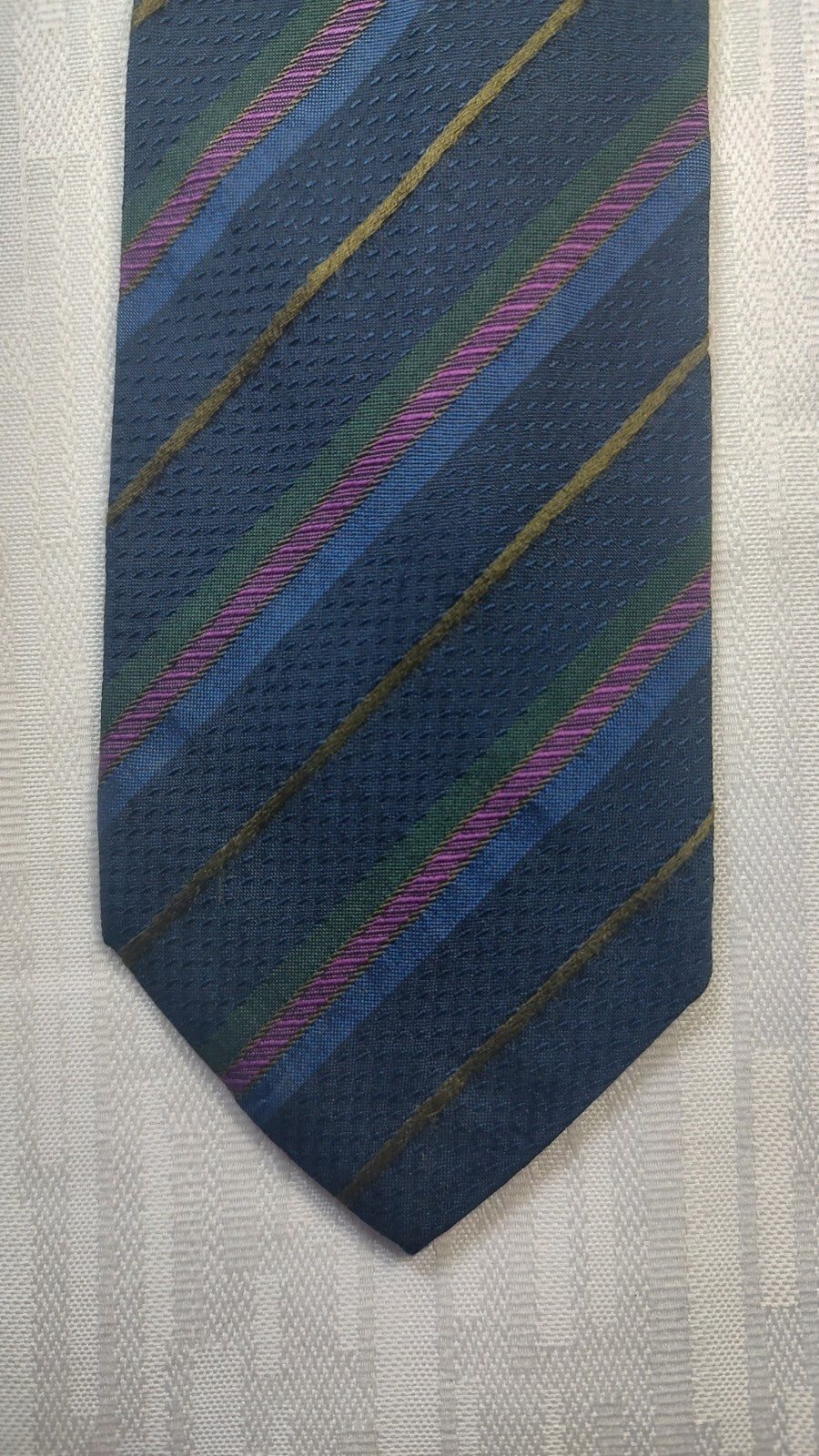 HUBERT MILANO 100%  SILK TIE SETA CRAVATTA NECKTIE MADE IN ITALY CLASSIC