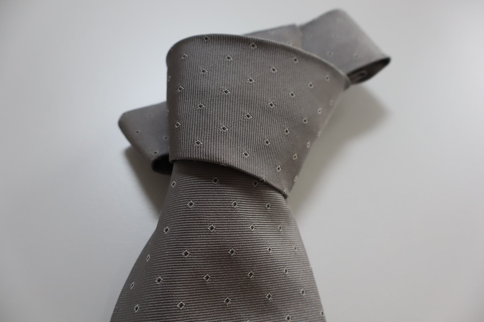 PICARDI NAPOLI 100% SILK TIE SETA CRAVATTA NECKTIE MADE ITALY SELF TIPPED