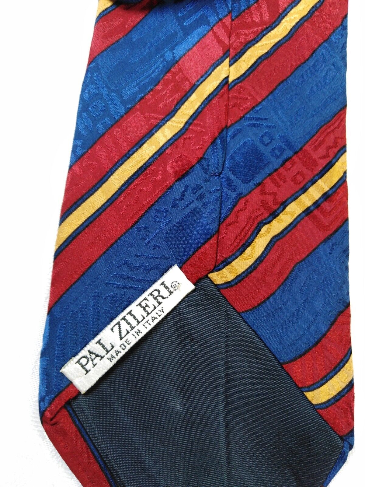 VALENTINO  100% SETA SILK TIE CRAVATTA NECKTIE ITALY VINTAGE CLASSIC