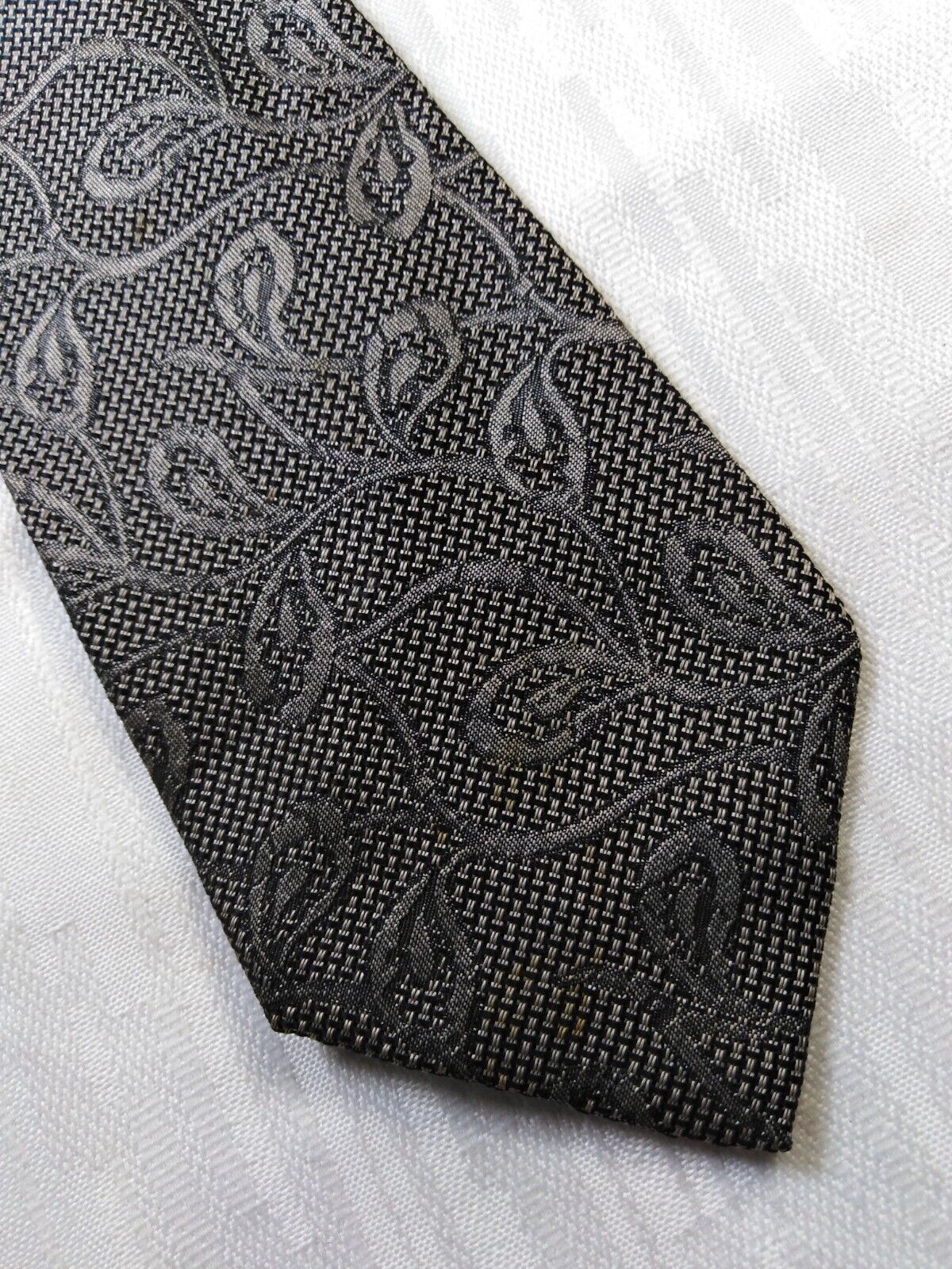 BORSALINO  100% SETA SILK TIE CRAVATTA NECKTIE ITALY VINTAGE CLASSIC