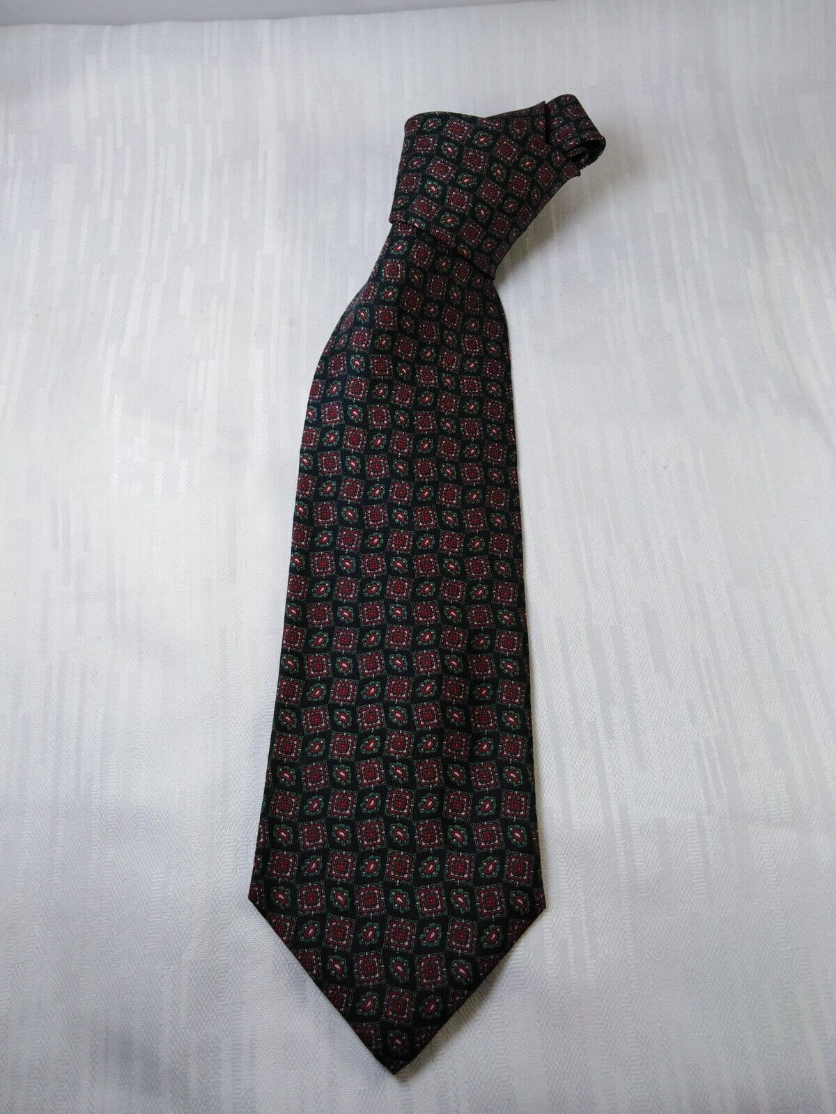 PIERRE CARDIN  100% SETA SILK TIE CRAVATTA NECKTIE ITALY VINTAGE CLASSIC