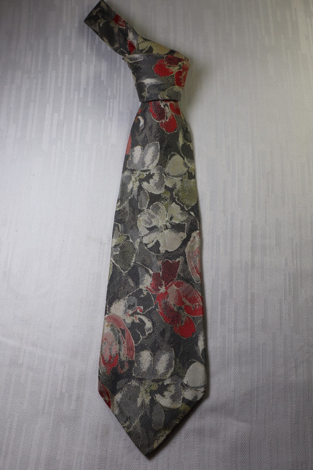 TINO COSMA 100% SILK TIE SETA CRAVATTA NECKTIE MADE IN ITALY CLASSIC
