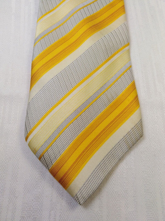 NINO SALZANO 100% SETA SILK TIE CRAVATTA NECKTIE ITALY VINTAGE CLASSIC