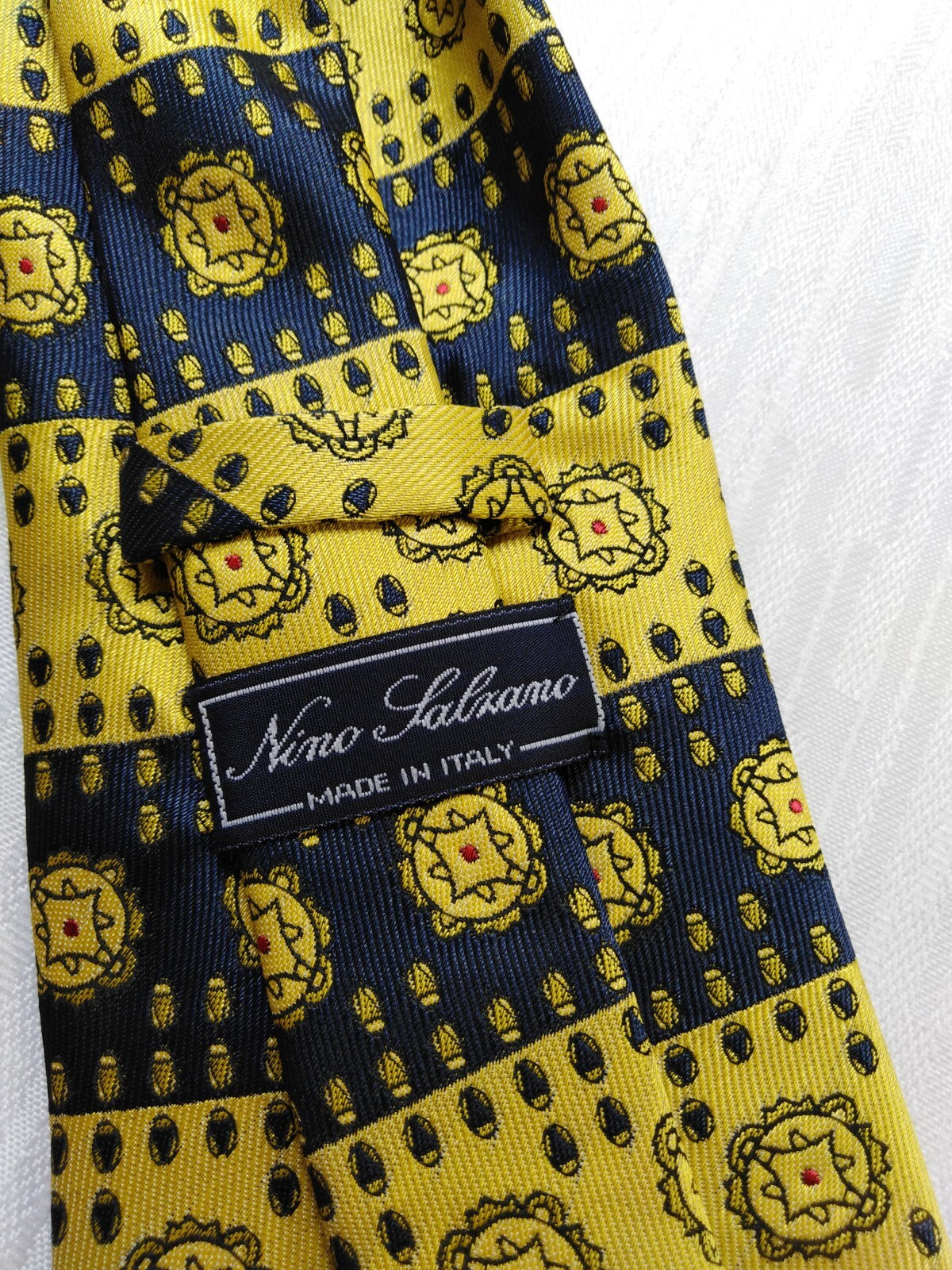 NINO SALZANO 100% SILK TIE SETA CRAVATTA NECKTIE MADE IN ITALY CLASSIC