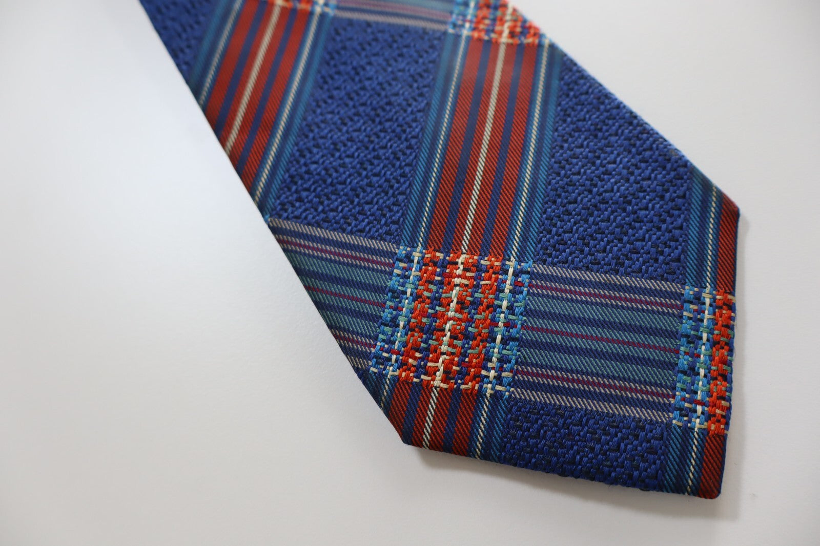VIA SPIGA 00% SILK TIE SETA CRAVATTA NECKTIE MADE IN ITALY CLASSIC