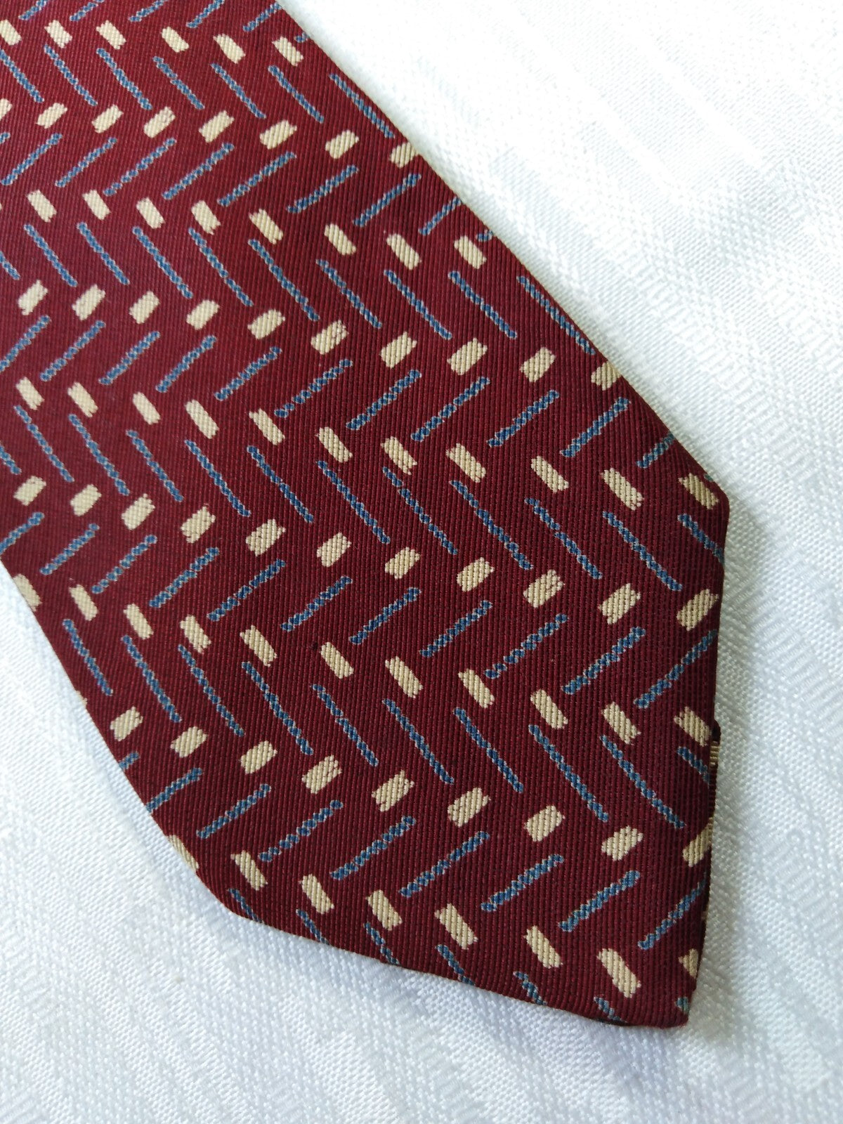 GIORGIO ARMANI 100% SILK TIE SETA CRAVATTA NECKTIE MADE IN ITALY CLASSIC