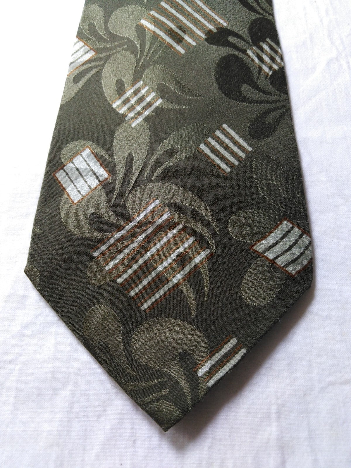 EMPORIO ARMANI 100% SILK TIE SETA CRAVATTA NECKTIE MADE IN ITALY