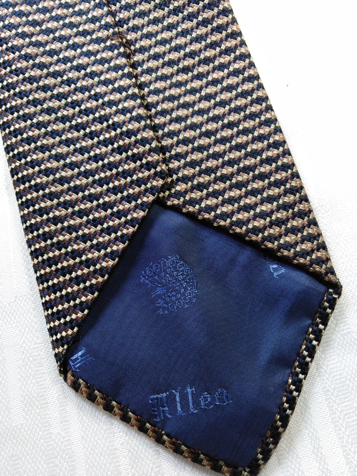 ALTEA MILANO 100% SETA SILK TIE CRAVATTA NECKTIE MADE IN ITALY VINTAGE CLASSIC