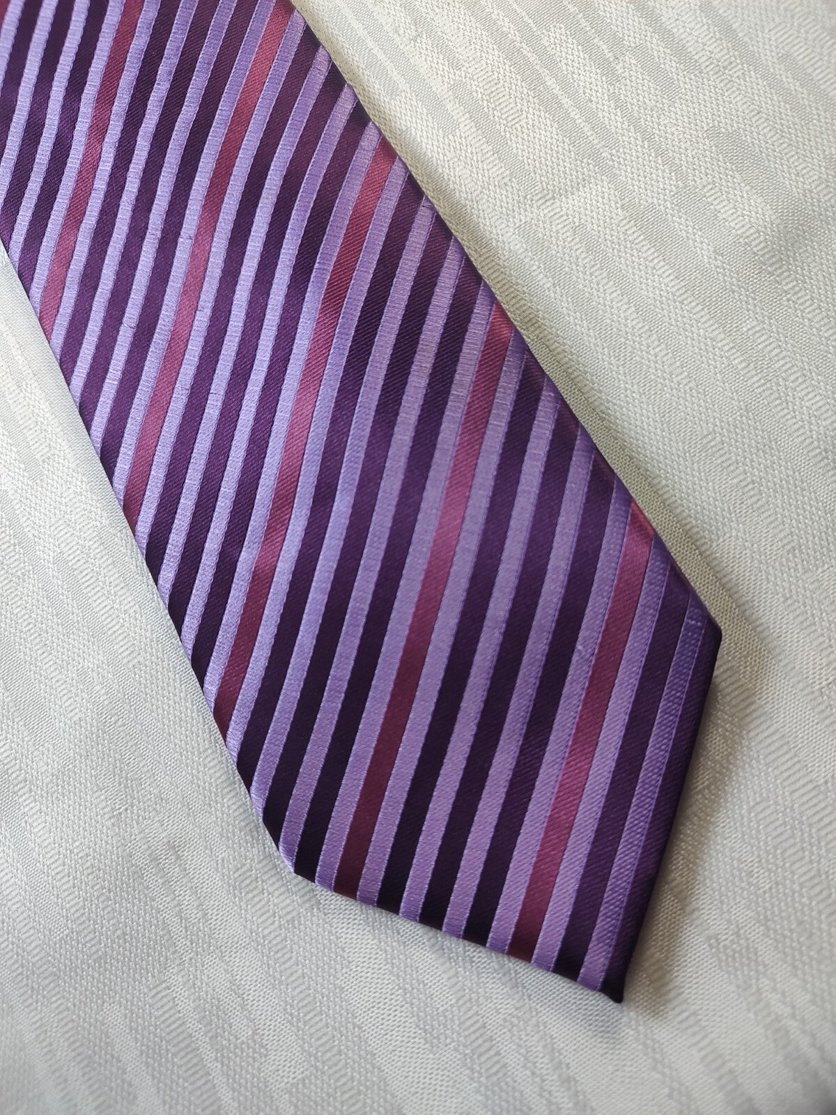 EGON VON FURSTENBERG 100% SILK TIE SETA CRAVATTA NECKTIE MADE IN ITALIA CLASSIC
