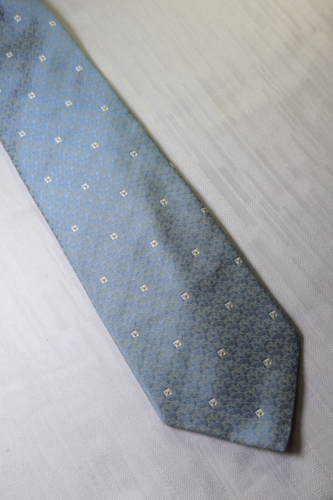 DINO ERRE 100% SETA SILK TIE CRAVATTA NECKTIE ITALY VINTAGE CLASSIC