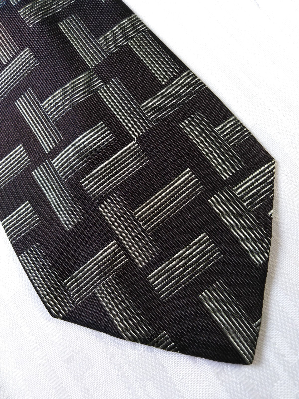 FENDI 100% SILK TIE SETA CRAVATTA NECKTIE MADE IN ITALY CLASSIC VINTAGE