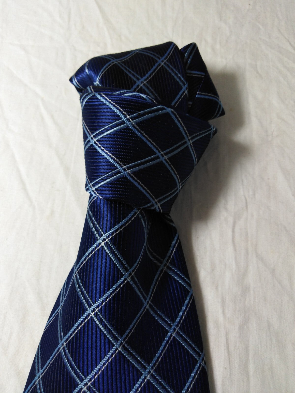 LUCIO LAMBERTI  100%  SILK TIE SETA CRAVATTA SELF TIPPED NECKTIE MADE IN ITALY