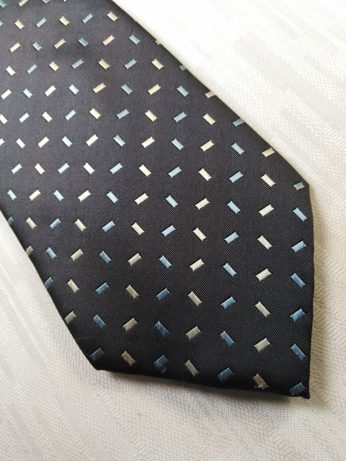 ANTONIO BASILE  SILK TIE SETA CRAVATTA NECKTIE ITALY SELF TIPPED