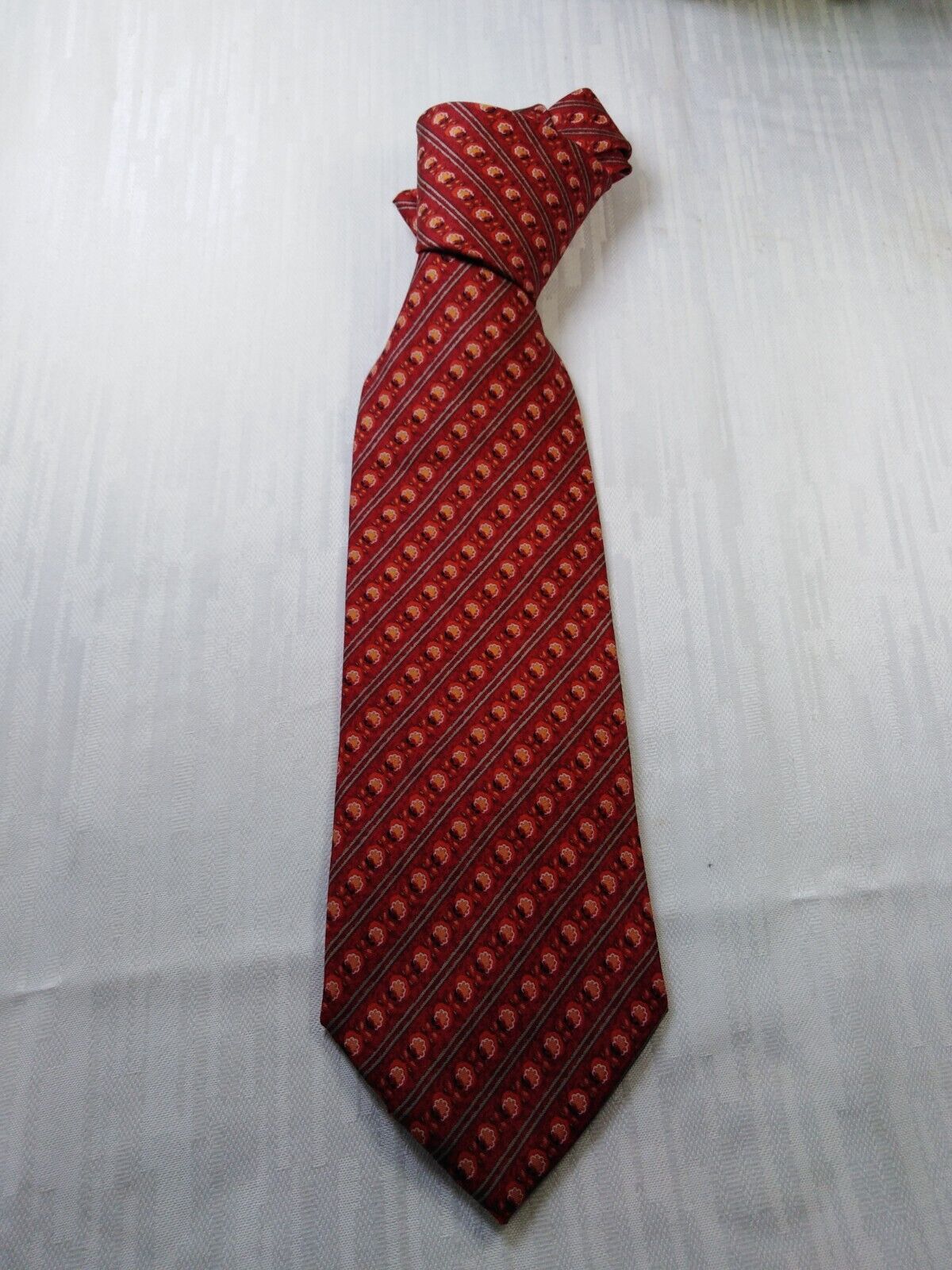 EMANUEL UNGARO 100% SETA SILK TIE CRAVATTA NECKTIE MADE ITALY VINTAGE CLASSIC